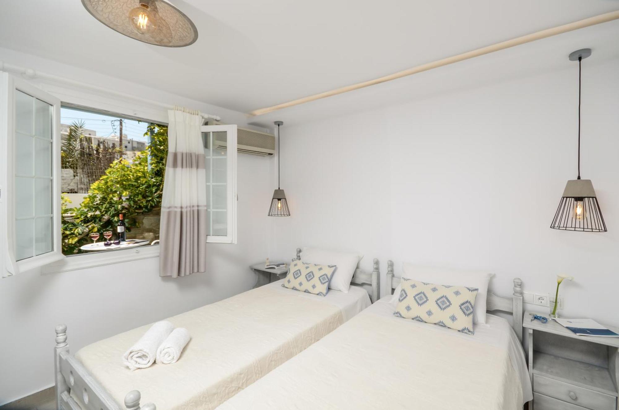 Sofi Pension Naxos City Exterior foto