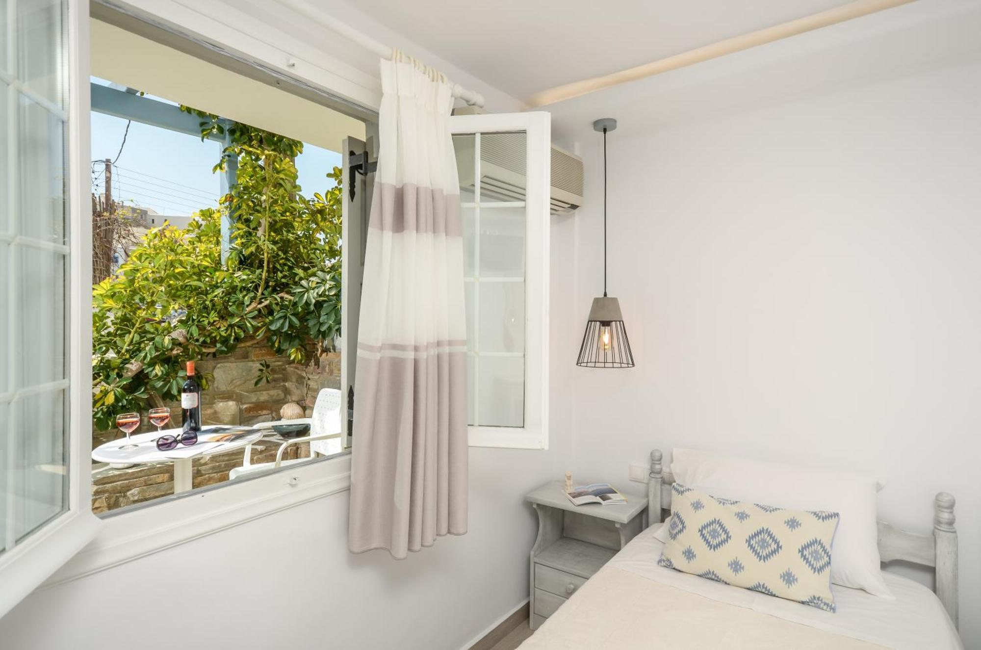 Sofi Pension Naxos City Exterior foto