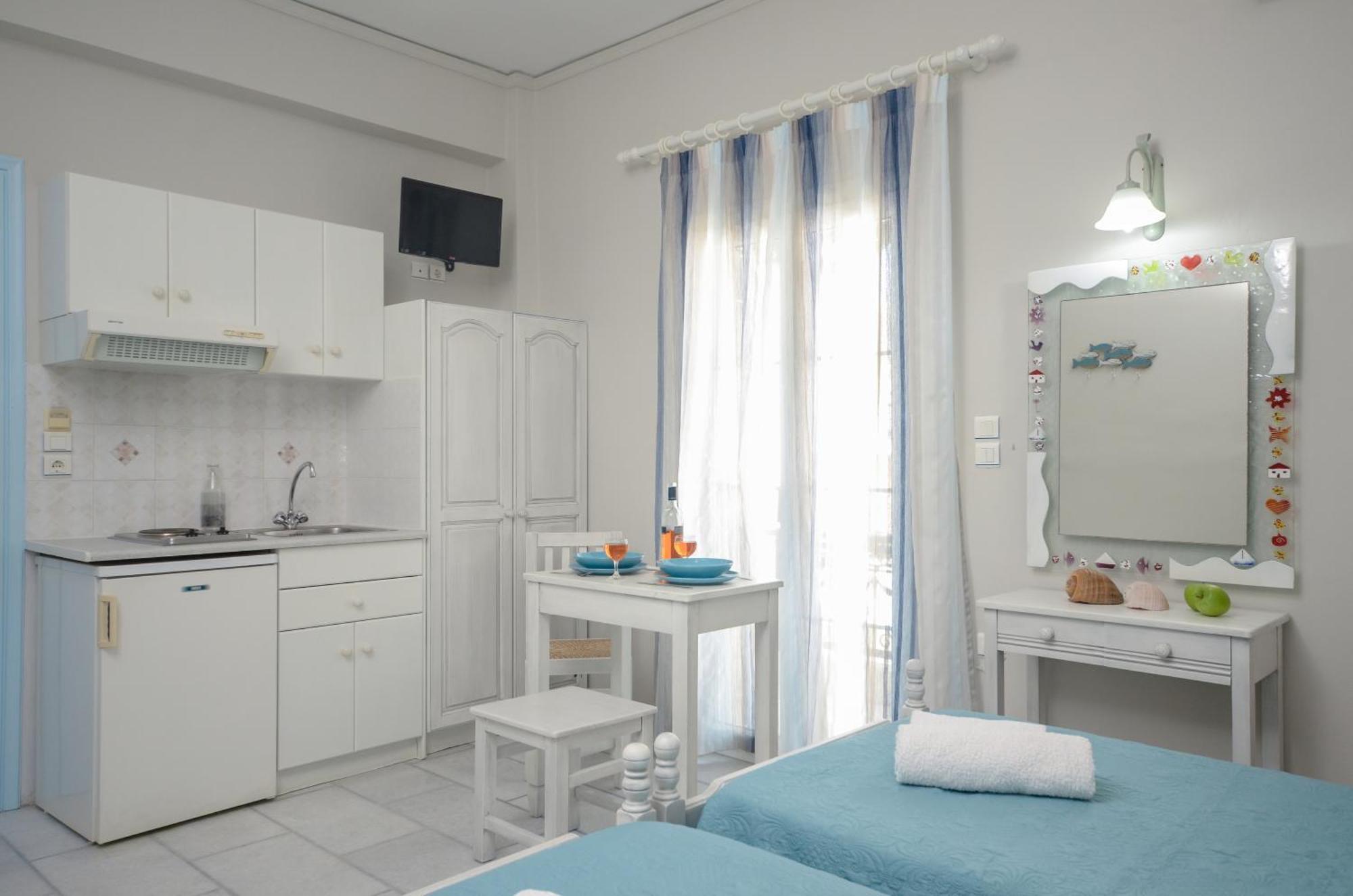 Sofi Pension Naxos City Exterior foto